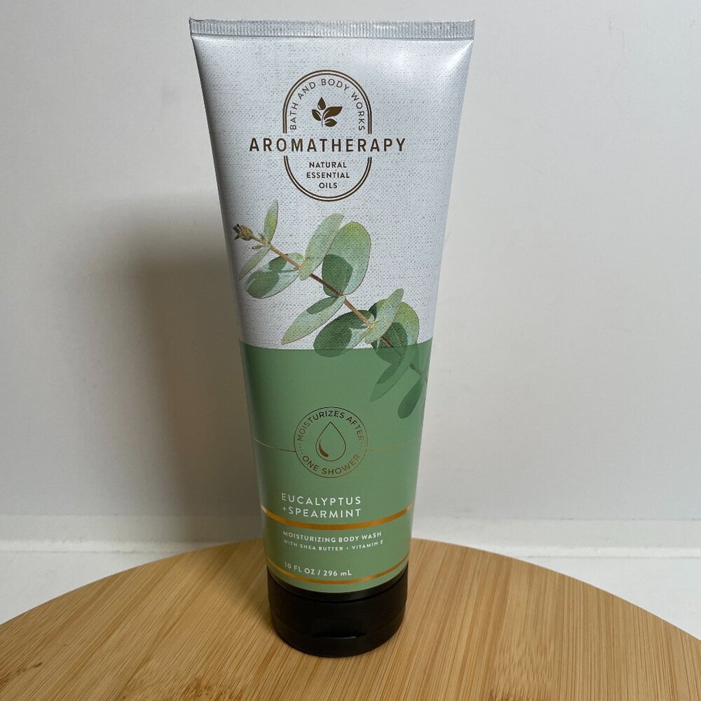 Bath & Body Works Aromatherapy Eucalyptus Spearmint Moisturizing Body Wash 10 oz